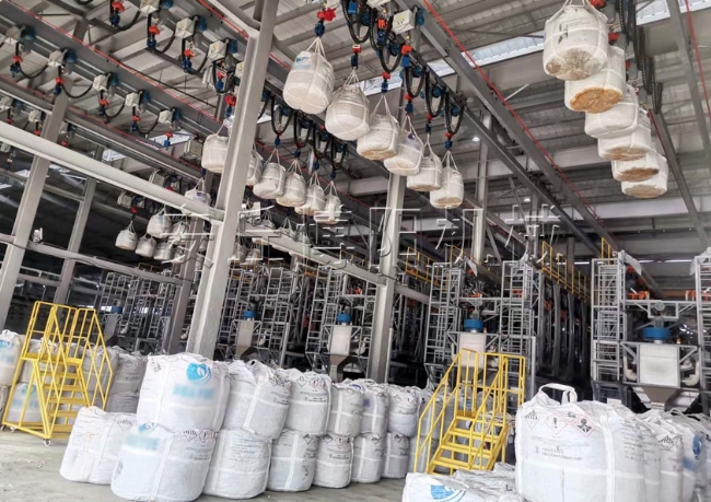 不落地全自動噸袋拆包機、硫酸鎳智能噸袋拆袋系統(tǒng)
