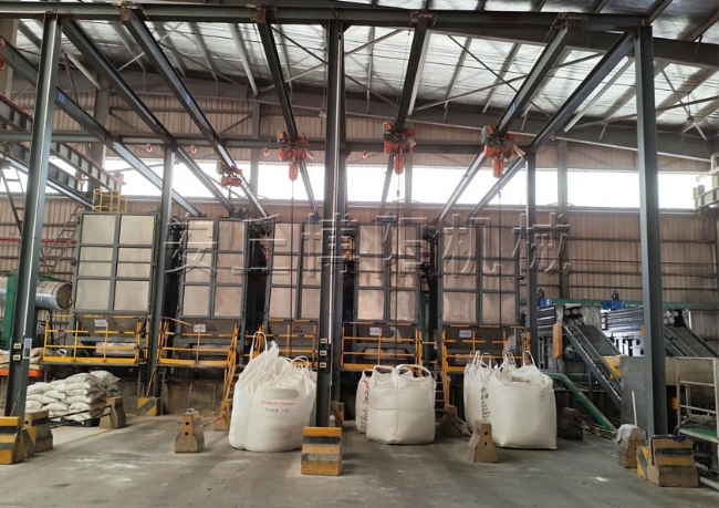 氧化鎂噸袋拆包機現(xiàn)場    噸袋破包機可多臺安裝